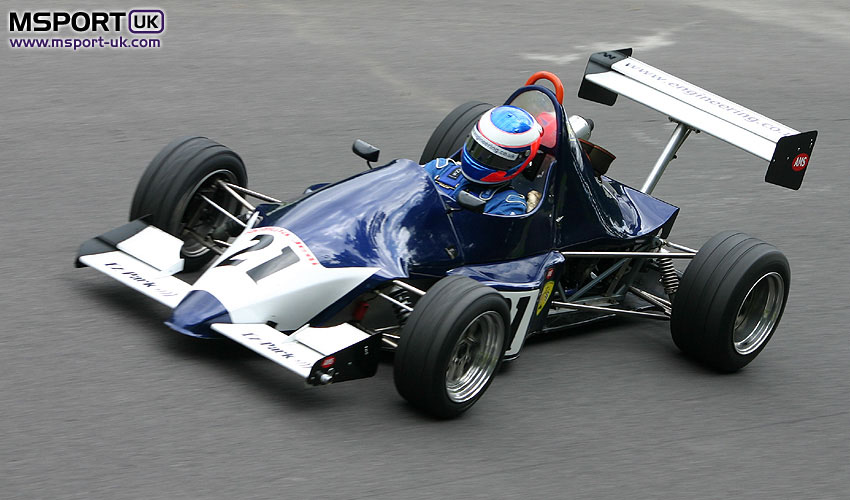 Loading Image 00631...
