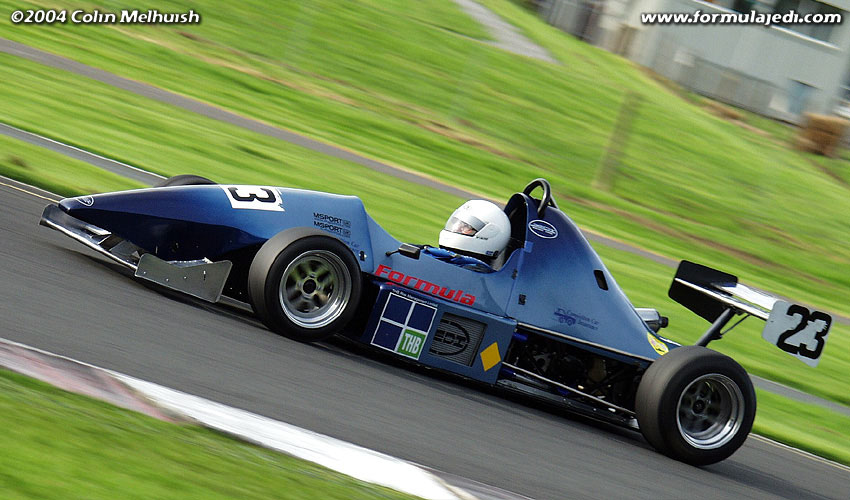 Loading Image 00877...