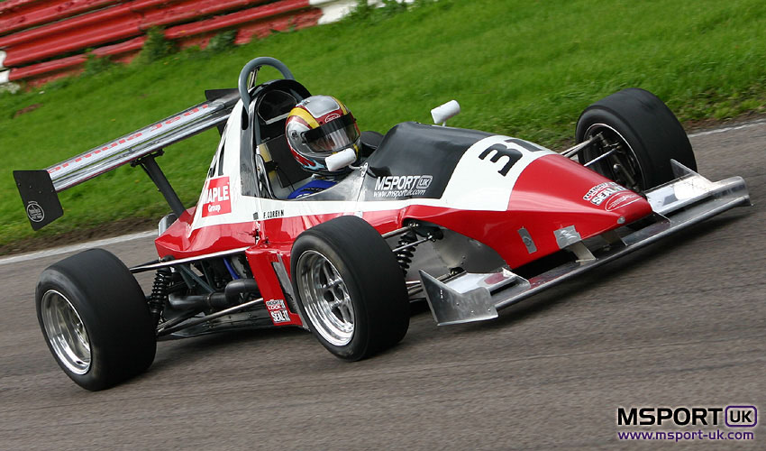 Loading Image 00920...