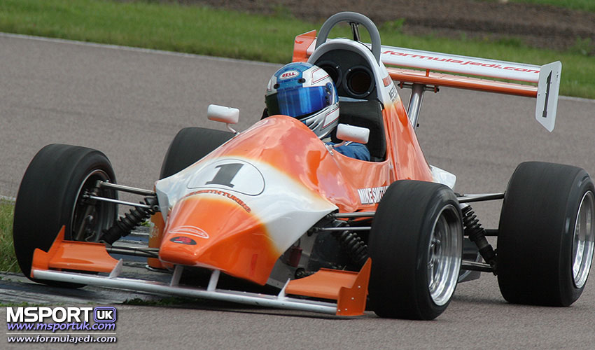 Loading Image 02971...