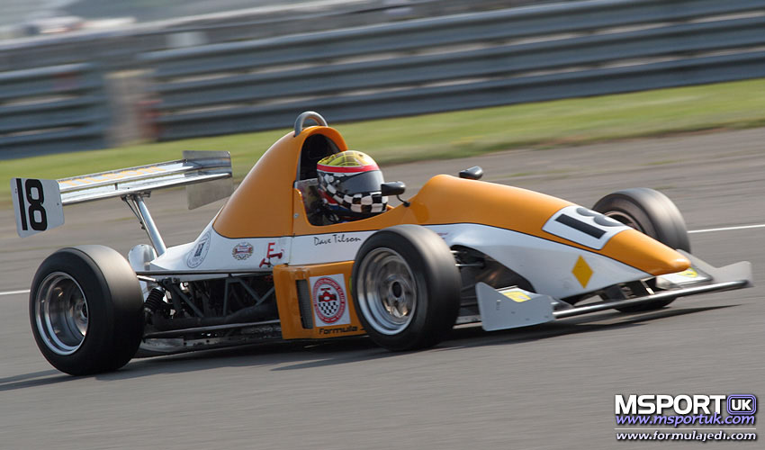 Loading Image 02640...