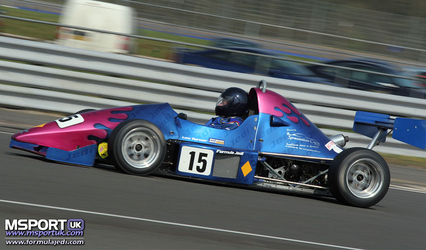 Loading Image 02644...
