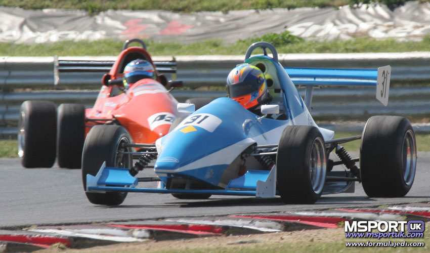 Loading Image 03093...