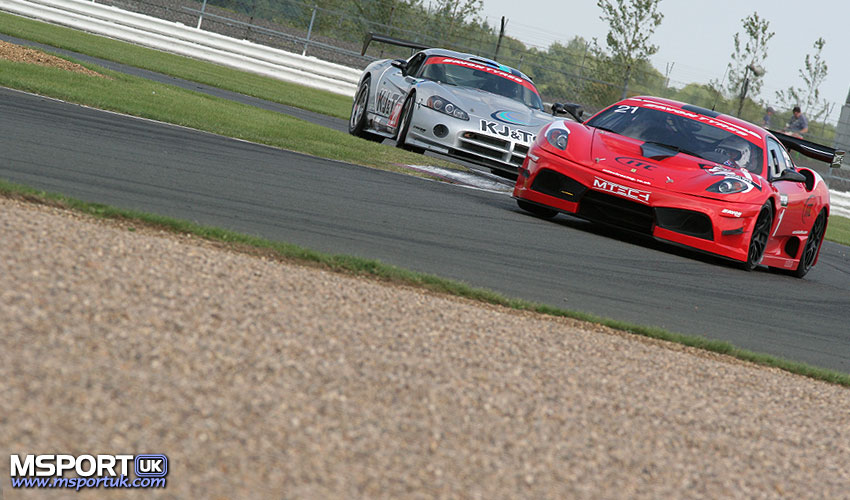 Loading : MTECH FERRARI 430 SCUDERIA AND ABG DIDGE VIPER...
