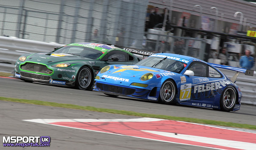 Loading : TEAM FELBERMAYR PORSCHE AND DRAYSON RACING ASTON MARTIN...