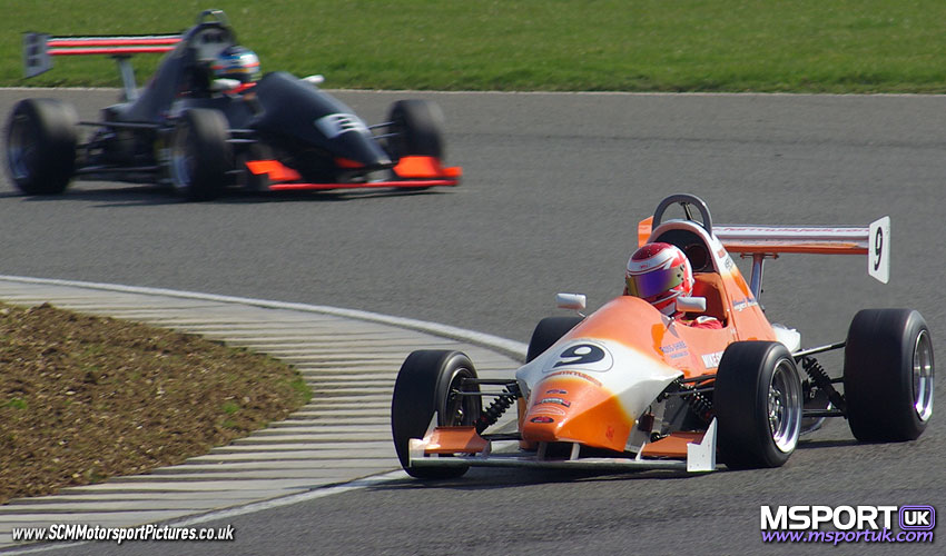 Loading Image 04595...