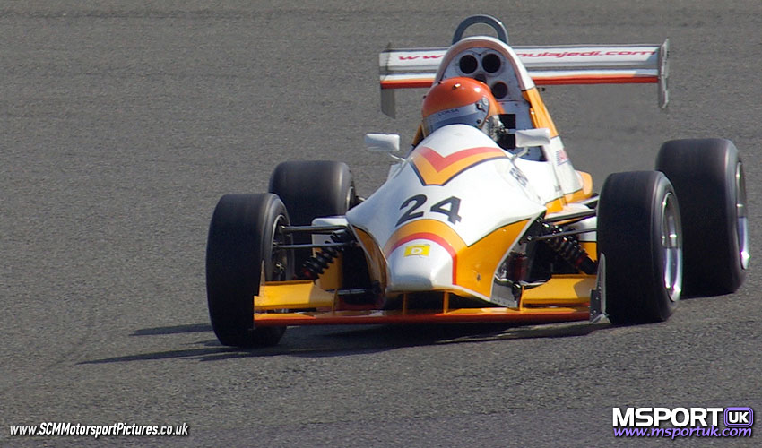 Loading Image 04630...